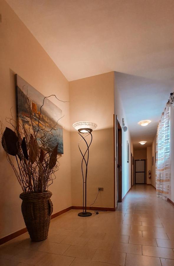 Hotel Mediterraneo Giovinazzo Exterior photo